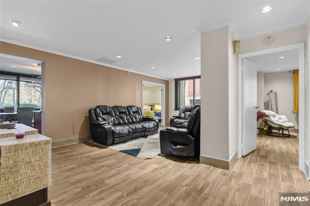 326 Prospect Avenue 1A, Hackensack, NJ 07601