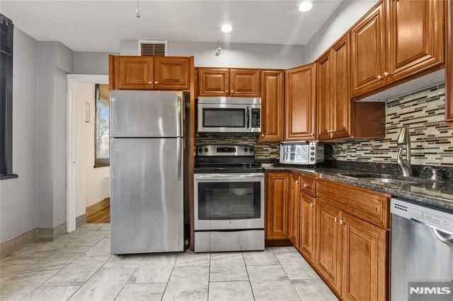 326 Prospect Avenue 1A, Hackensack, NJ 07601