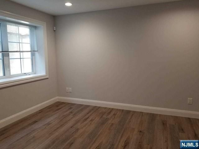 7 Lindley B, Tenafly, NJ 07670