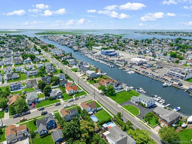 4 Martha Street, Freeport, NY 11520