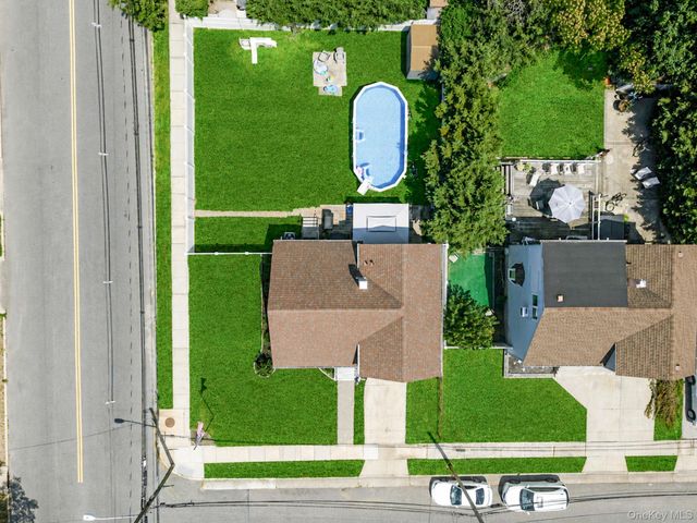 4 Martha Street, Freeport, NY 11520