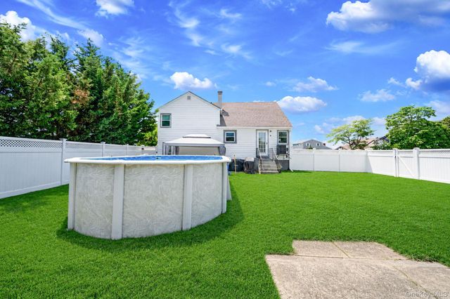 4 Martha Street, Freeport, NY 11520