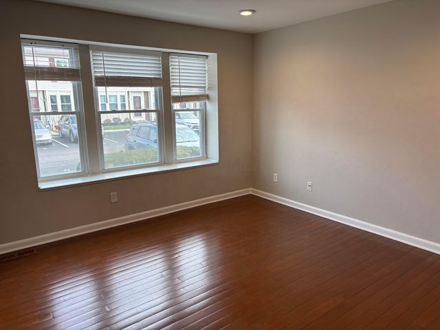 777 Ficus Drive, 25E, Columbus, OH 43085