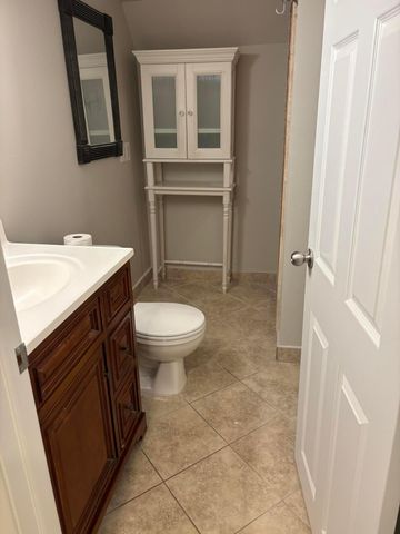777 Ficus Drive, 25E, Columbus, OH 43085