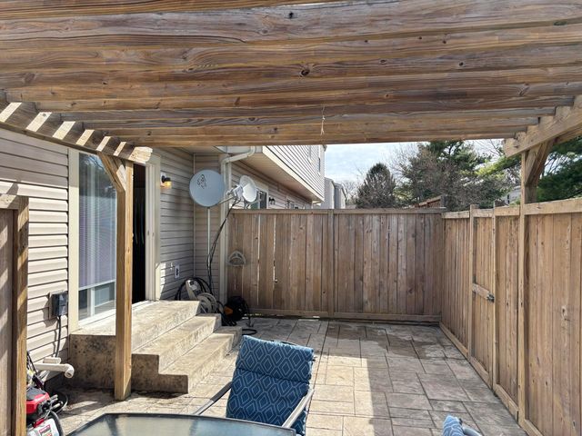 777 Ficus Drive, 25E, Columbus, OH 43085