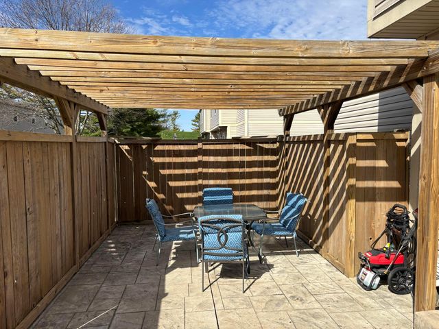 777 Ficus Drive, 25E, Columbus, OH 43085