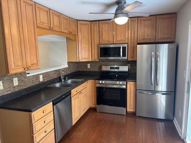 777 Ficus Drive, 25E, Columbus, OH 43085