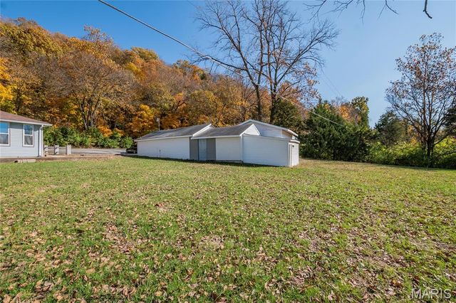 7000 Twin River Road, Unincorporated, MO 63025
