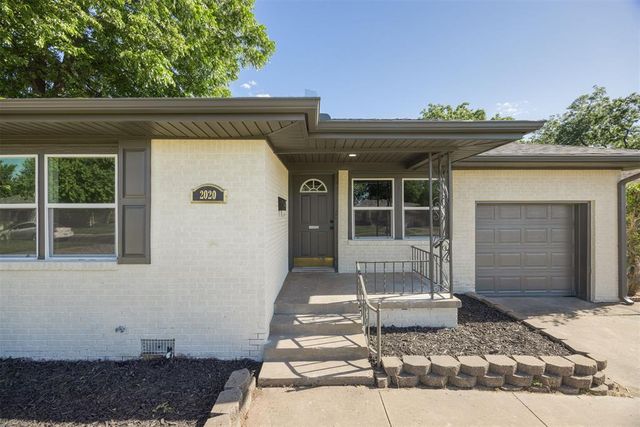 2020 Hasley Drive, The Village, OK 73120