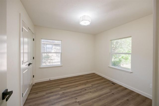 2020 Hasley Drive, The Village, OK 73120