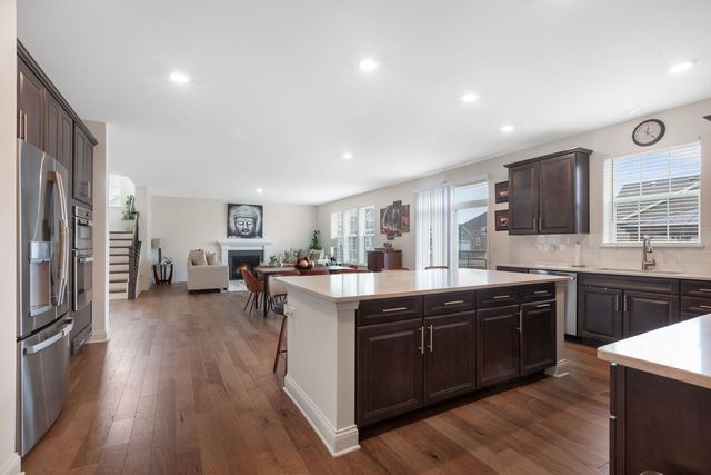 3579 Emerald Road, Elgin, IL 60124