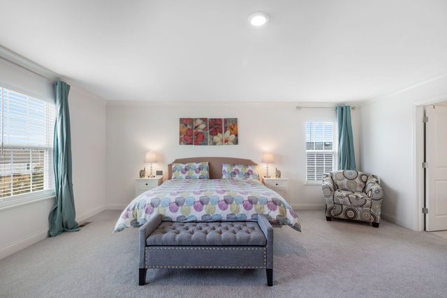 3579 Emerald Road, Elgin, IL 60124