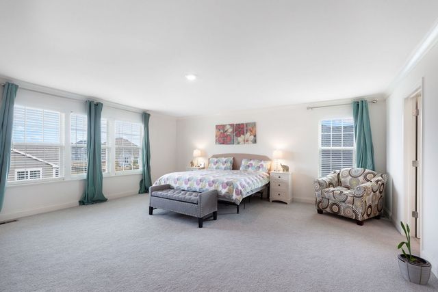 3579 Emerald Road, Elgin, IL 60124