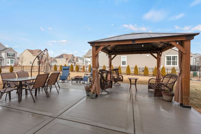 3579 Emerald Road, Elgin, IL 60124