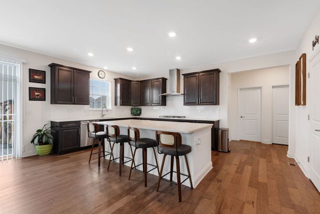 3579 Emerald Road, Elgin, IL 60124