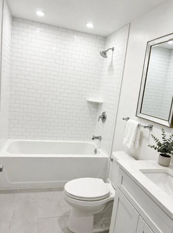 145 Broad St 18, Attleboro, MA 02760