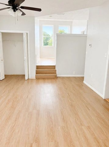 145 Broad St 18, Attleboro, MA 02760