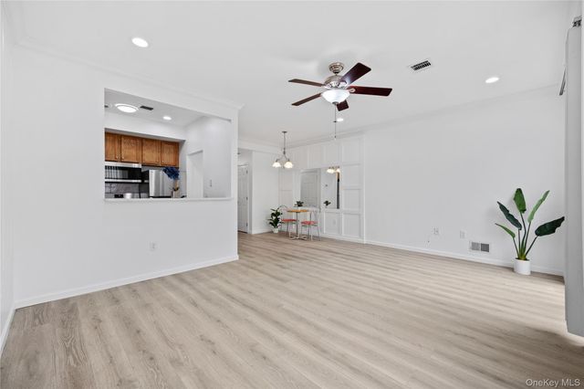 169 Surf Drive 109, Bronx, NY 10473