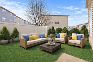 169 Surf Drive 109, Bronx, NY 10473