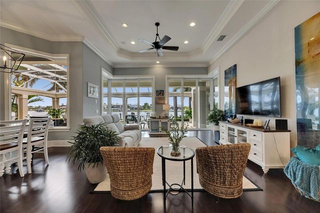 624 BALIBAY ROAD, Apollo Beach, FL 33572