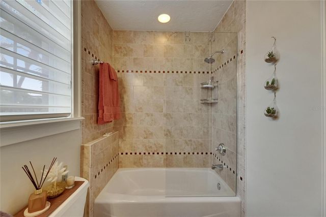 624 BALIBAY ROAD, Apollo Beach, FL 33572