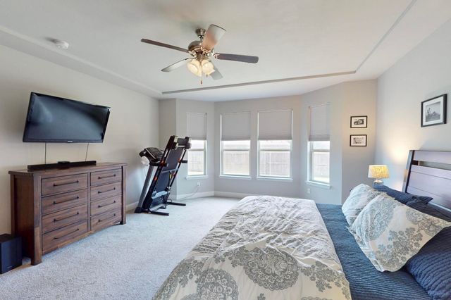 400 Clear Creek Drive, Mansfield, TX 76063