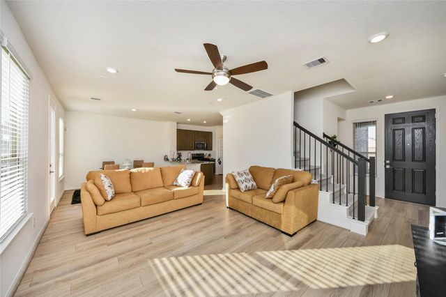4852 Sun Falls Drive, Katy, TX 77493