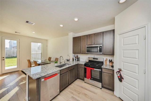 4852 Sun Falls Drive, Katy, TX 77493