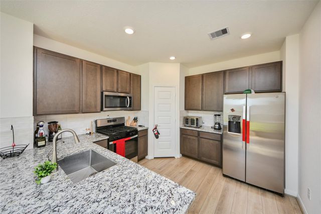 4852 Sun Falls Drive, Katy, TX 77493