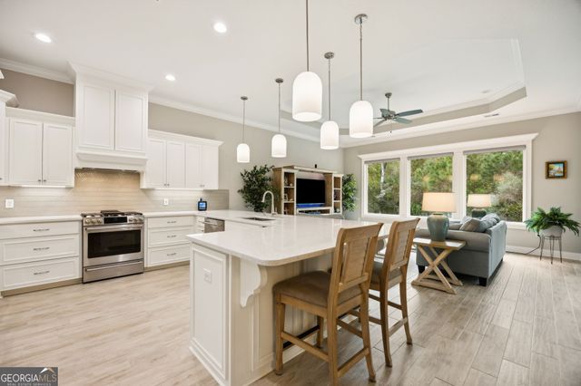 241 Fiddlers Cove Drive, Kingsland, GA 31548