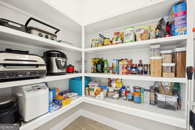 241 Fiddlers Cove Drive, Kingsland, GA 31548