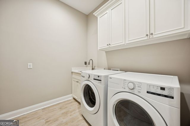 241 Fiddlers Cove Drive, Kingsland, GA 31548