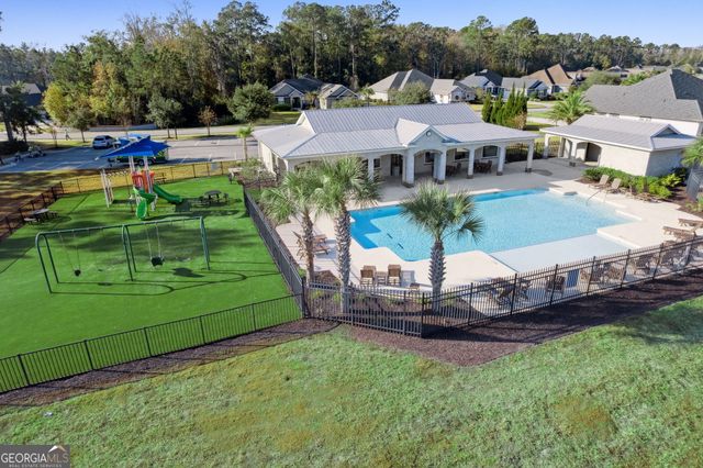 241 Fiddlers Cove Drive, Kingsland, GA 31548