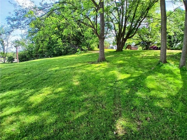 Lot 22 Spruce St, Unity Twp, PA 15650