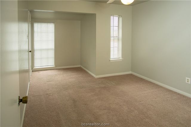 1801 Woodsman Drive D, College Station, TX 77840