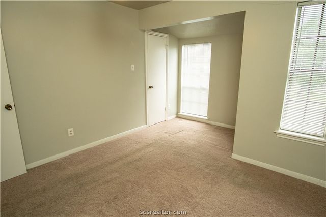 1801 Woodsman Drive D, College Station, TX 77840
