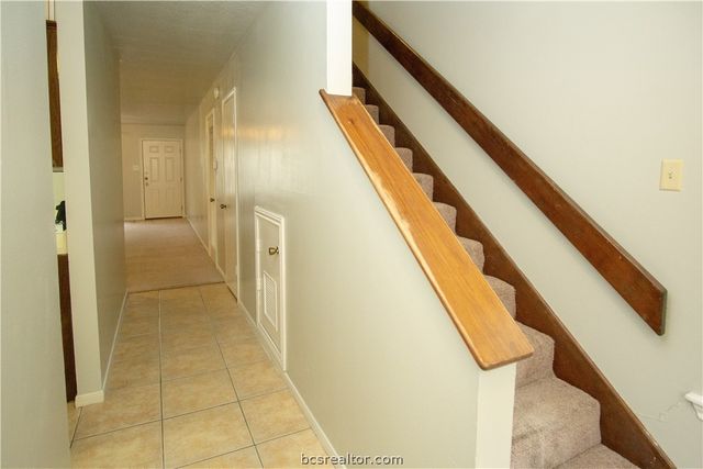 1801 Woodsman Drive D, College Station, TX 77840