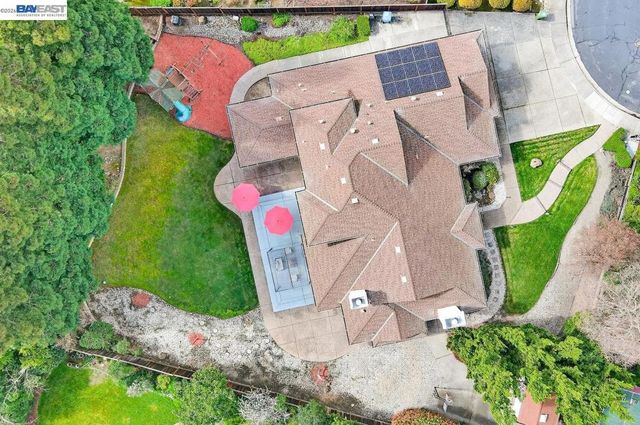 2737 2737 Harland Ct, Walnut Creek, CA 94598