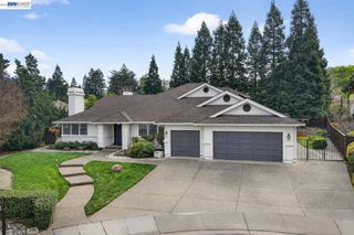 2737 2737 Harland Ct, Walnut Creek, CA 94598