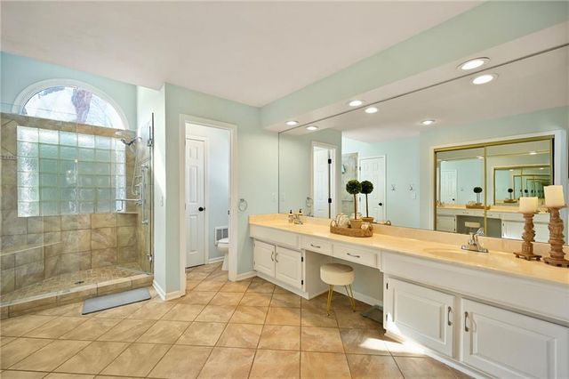 4440 W 130TH Terrace, Leawood, KS 66209