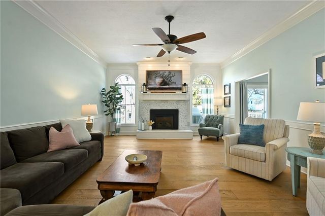 4440 W 130TH Terrace, Leawood, KS 66209