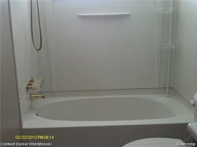 39872 Lynn Street, Canton, MI 48187