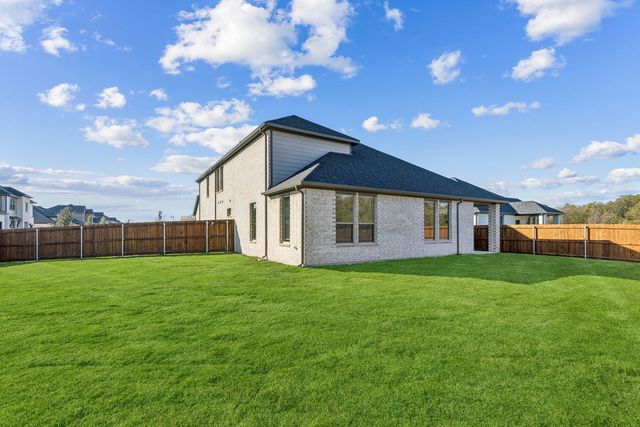 1098 Dewy Lake Place, Lavon, TX 75166