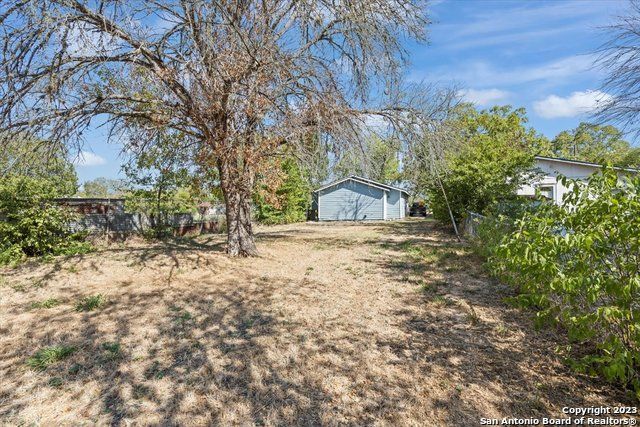 313 NAGEL ST, Seguin, TX 78155