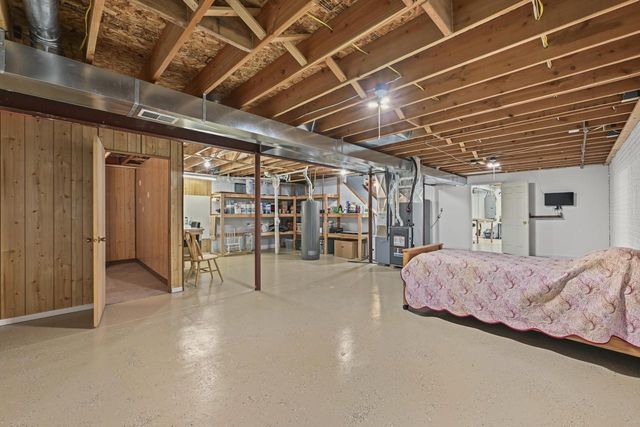 7950 S Cecily DRIVE, Oak Creek, WI 53154