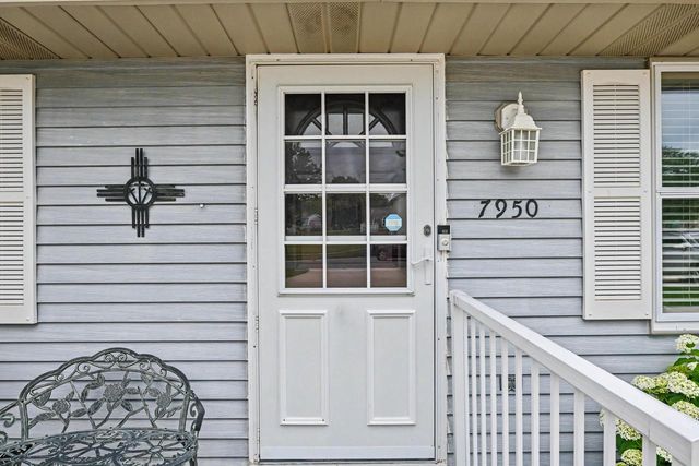 7950 S Cecily DRIVE, Oak Creek, WI 53154