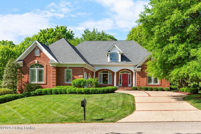 1622 Two Springs Pl, Louisville, KY 40207