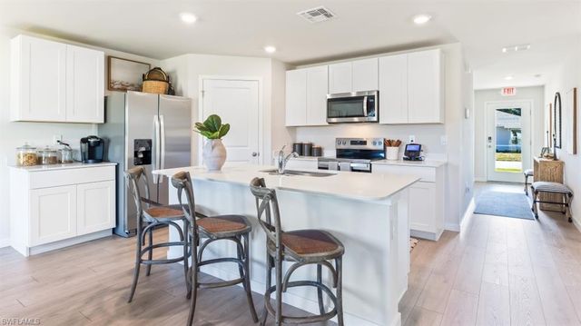 3913 16th ST W, Lehigh Acres, FL 33976