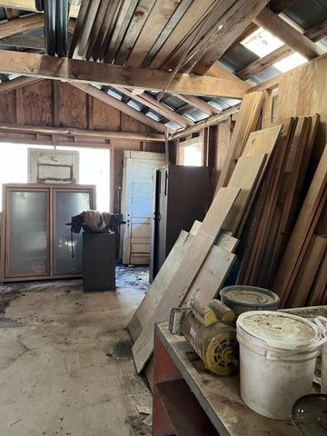 9737 Pine Forest RD, Floyd, VA 24091