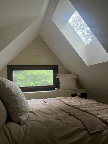 9737 Pine Forest RD, Floyd, VA 24091